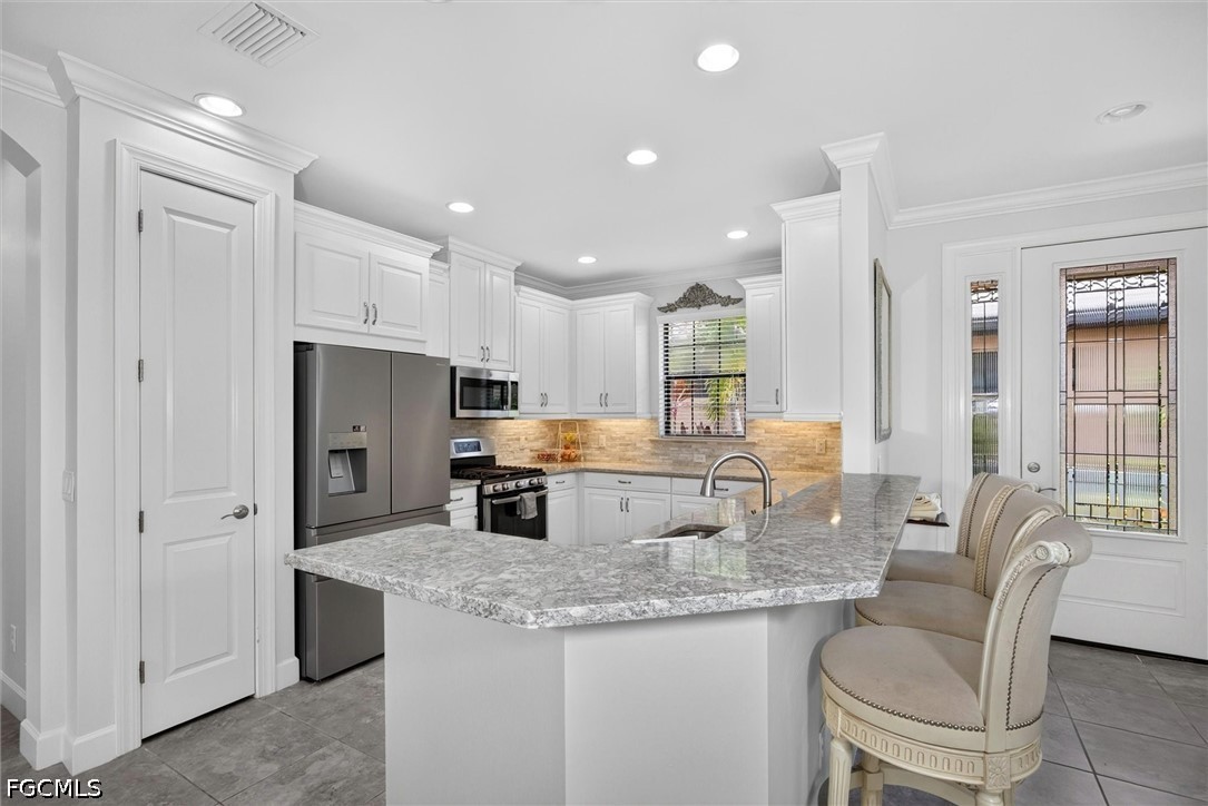 8280 Lucello Ter N Property Photo 3