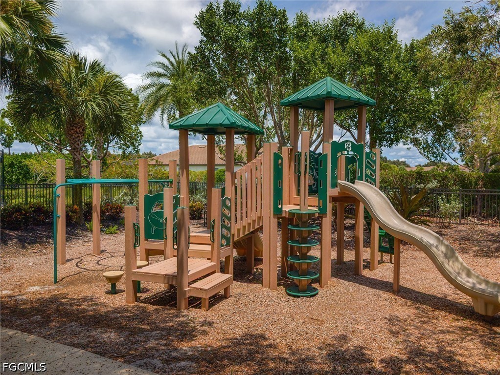 8280 Lucello Ter N Property Photo 34