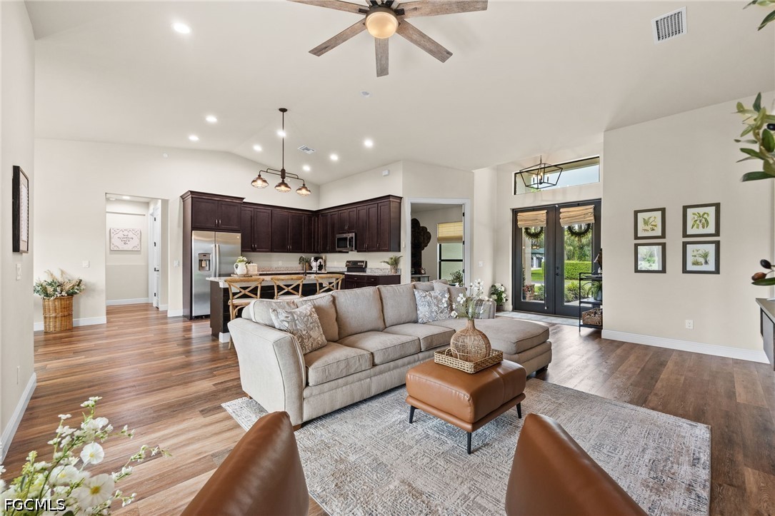 16630 Willow Point Ct Property Photo 8