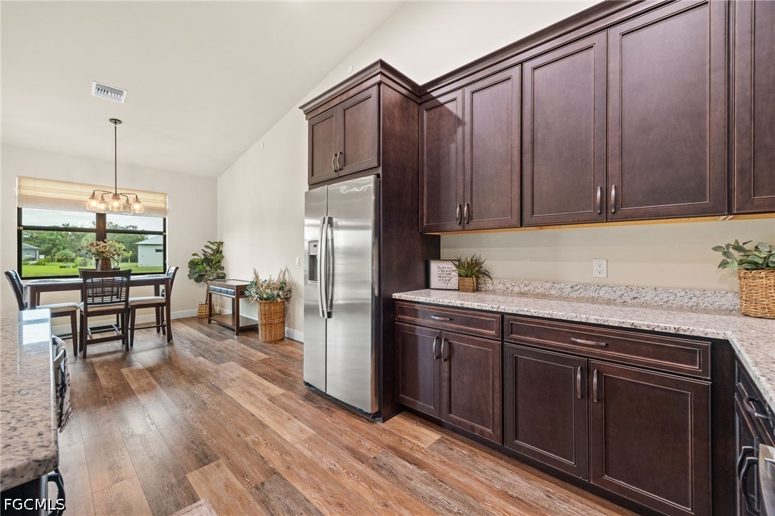16630 Willow Point Ct Property Photo 12