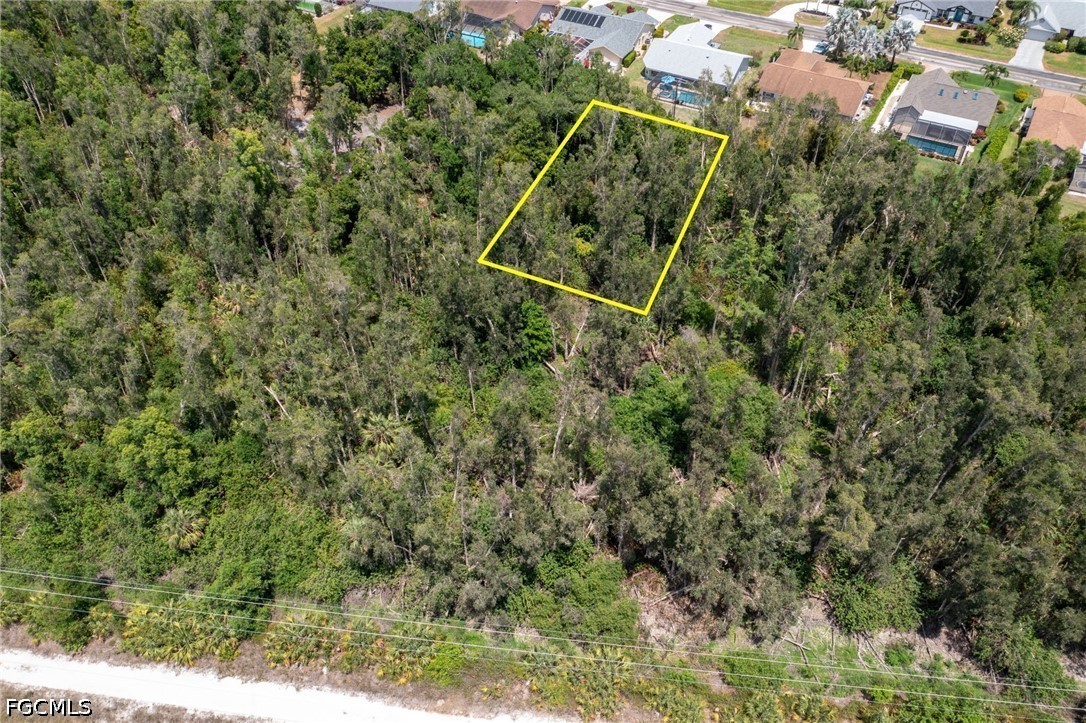 Tropicana AVE Property Photo 1