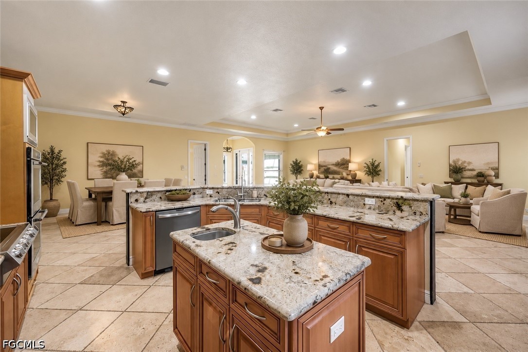 13760 Willow Bridge Dr Property Photo 3