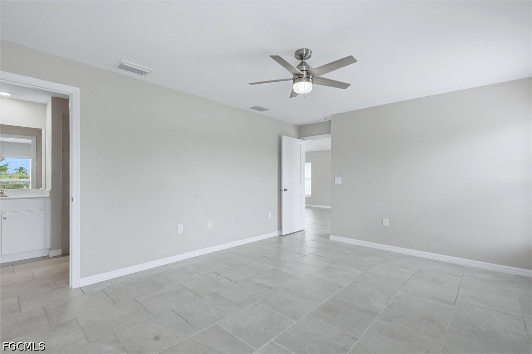 3898 Treasure Oak Way Property Photo 14