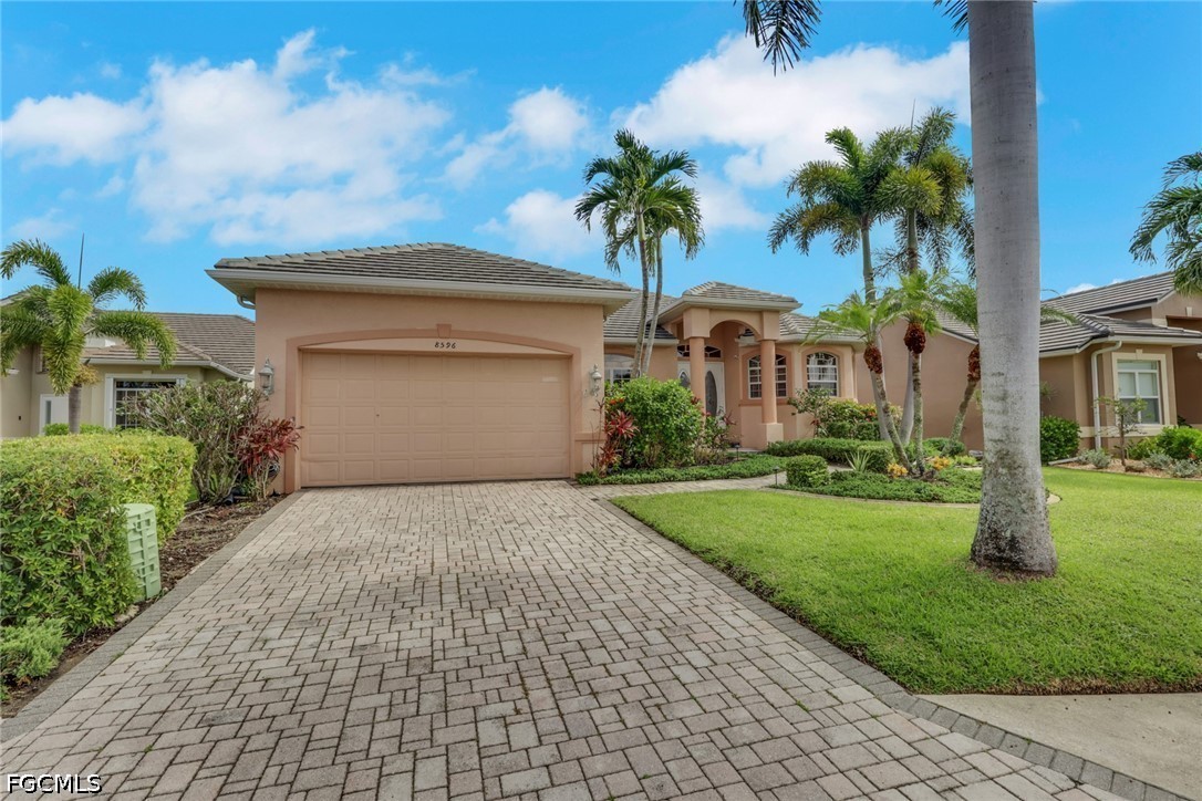 8596 Southwind Bay Cir Property Photo 2