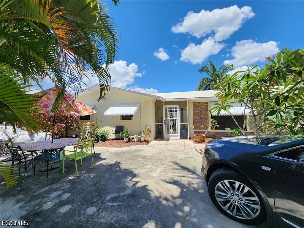 1370 Harbor View DR