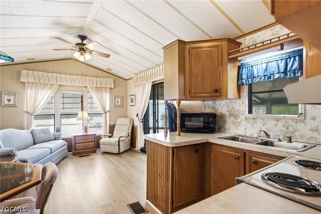 45 Shifting Sands Ave Property Photo 1