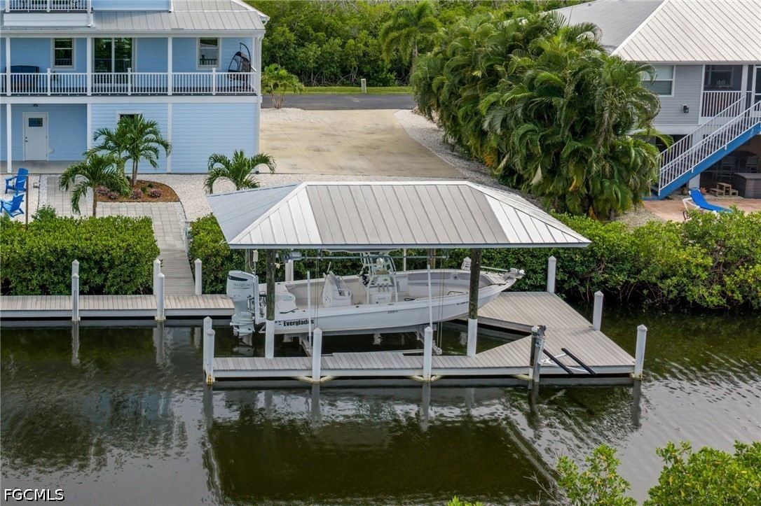 2912 Buttonwood Key Ct Property Photo 6