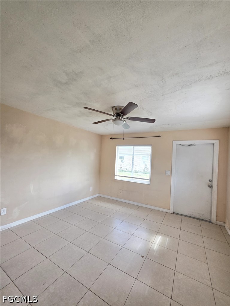 5546 6th Ave Property Photo 3
