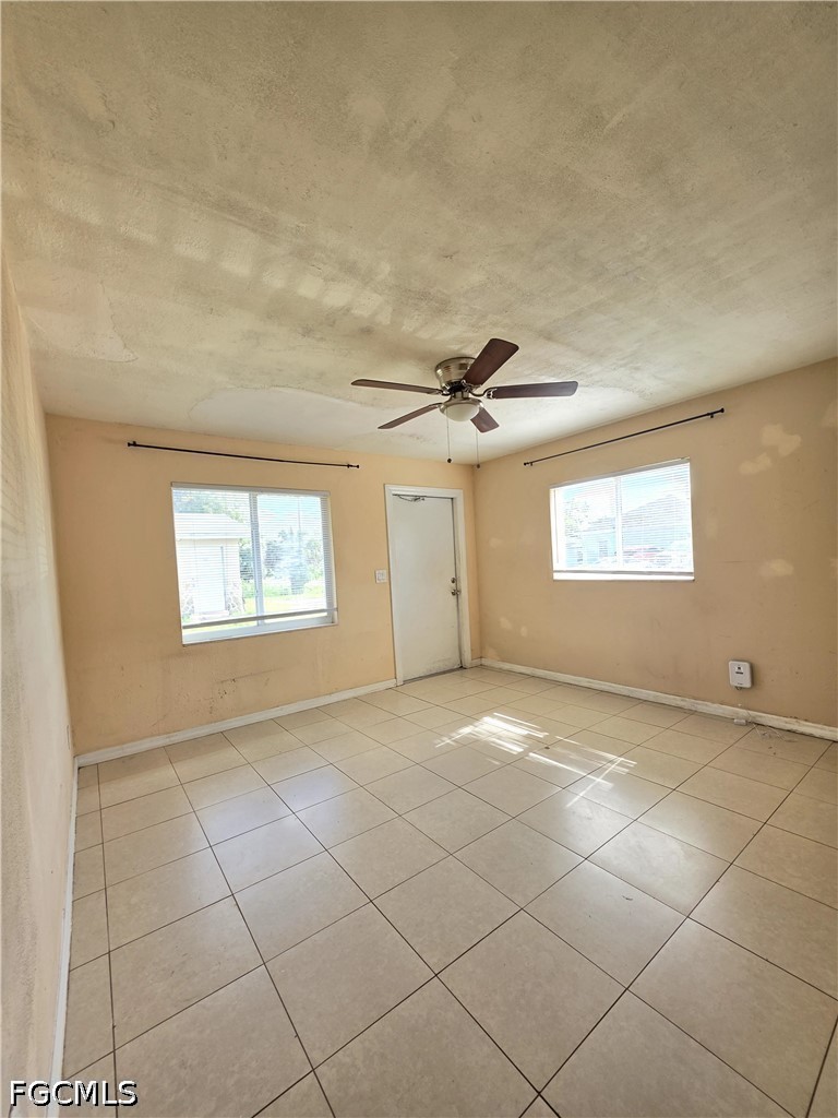 5546 6th Ave Property Photo 5