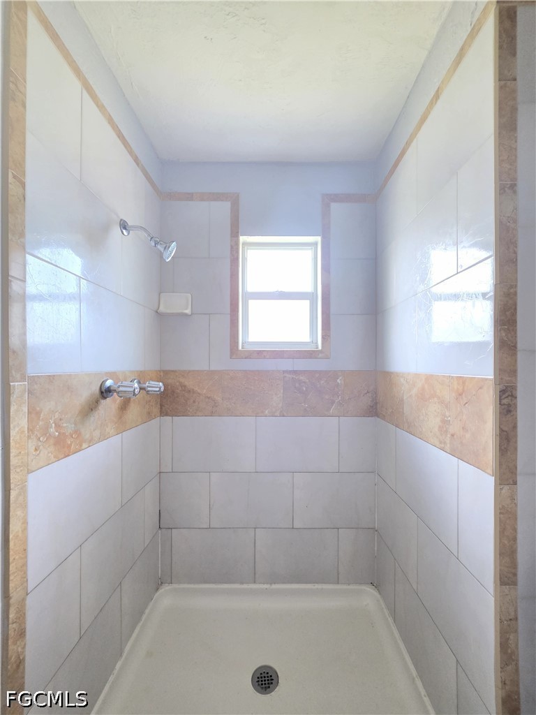 5546 6th Ave Property Photo 11
