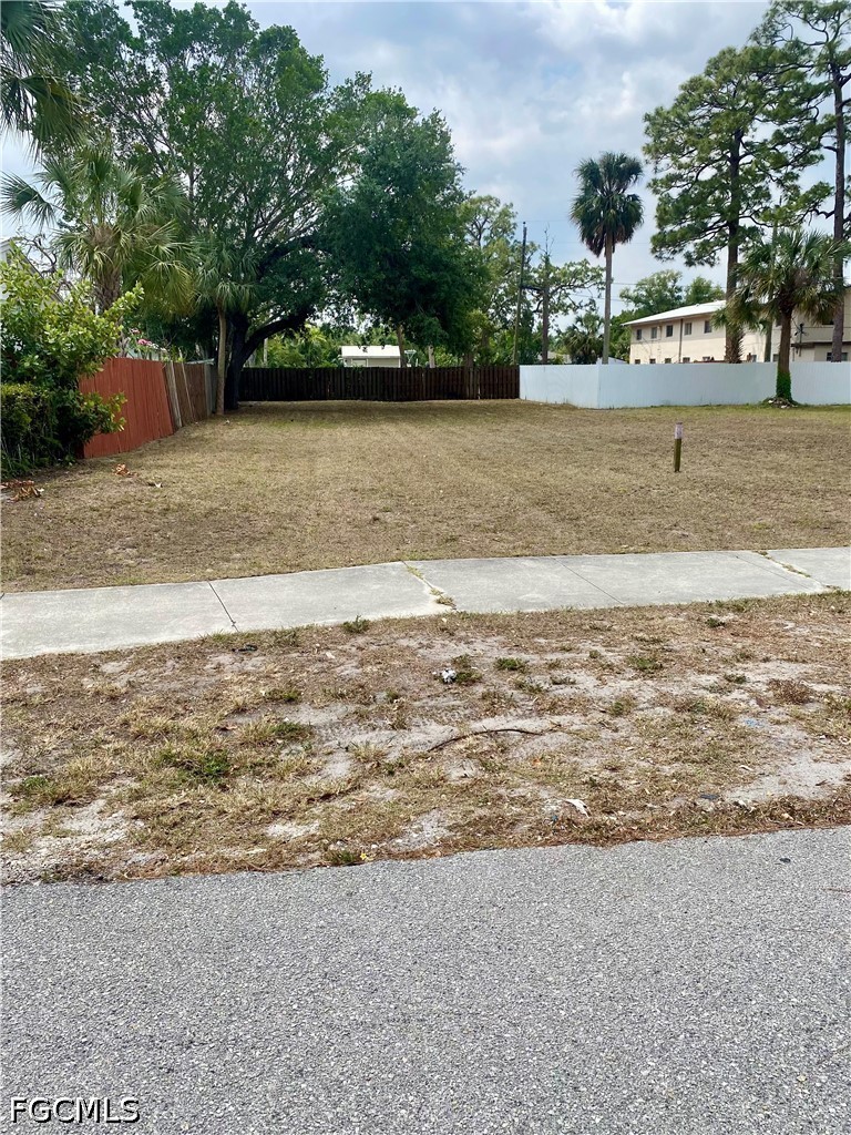 2318 Katherine St Property Photo 1