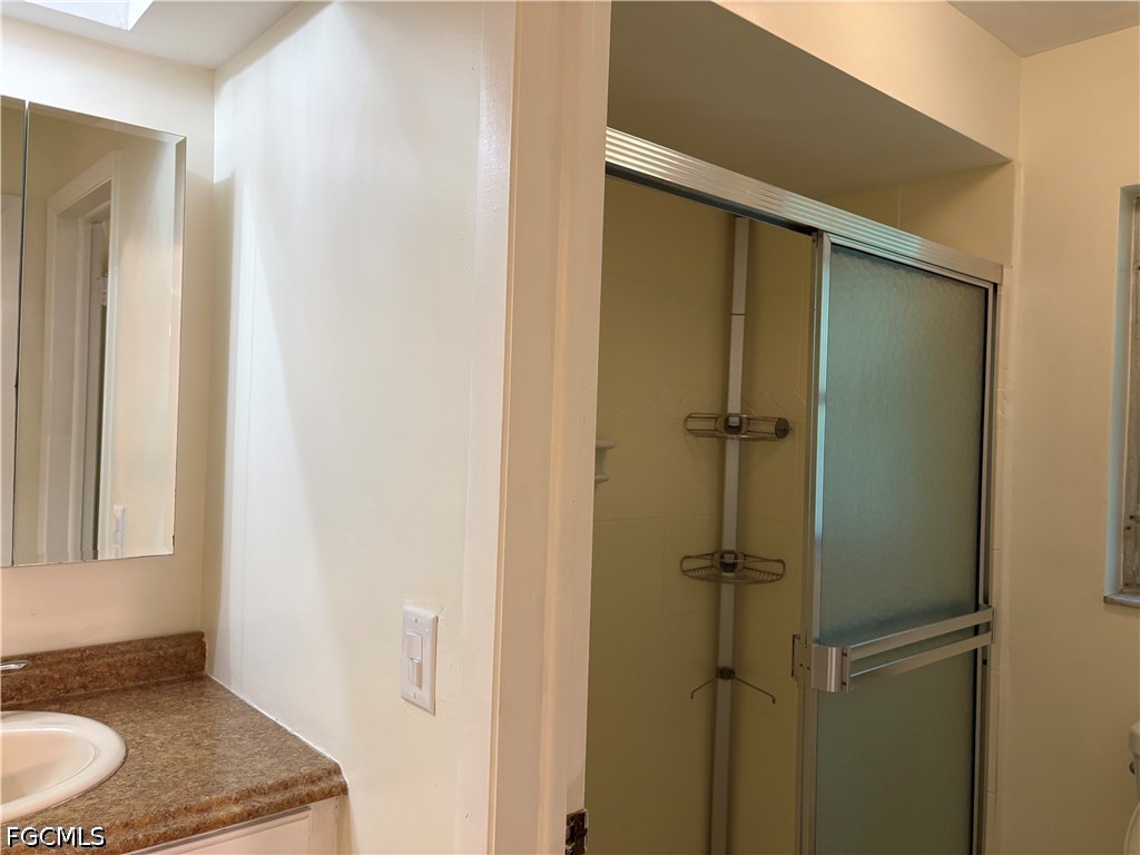 5661 Eichen Cir E Property Photo 8