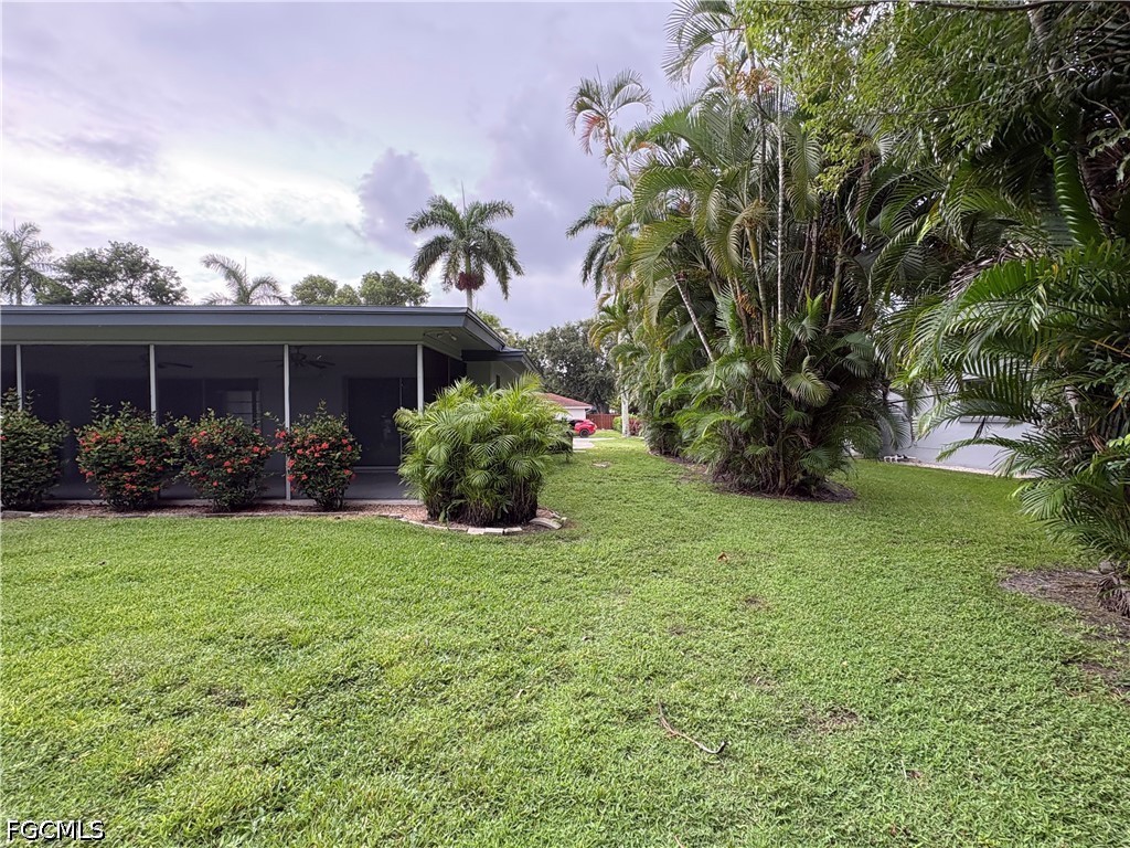 5661 Eichen Cir E Property Photo 17