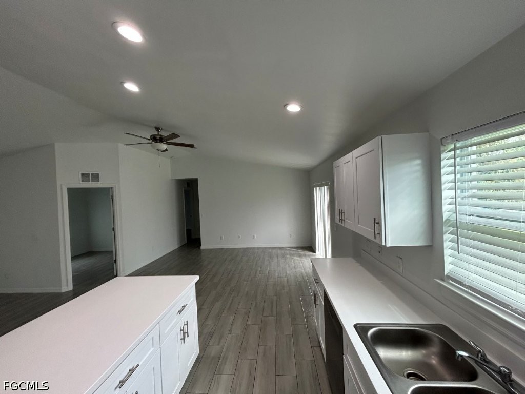 740 Foxtail St E Property Photo 6