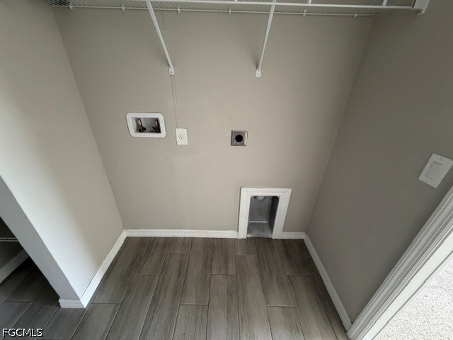 740 Foxtail St E Property Photo 10