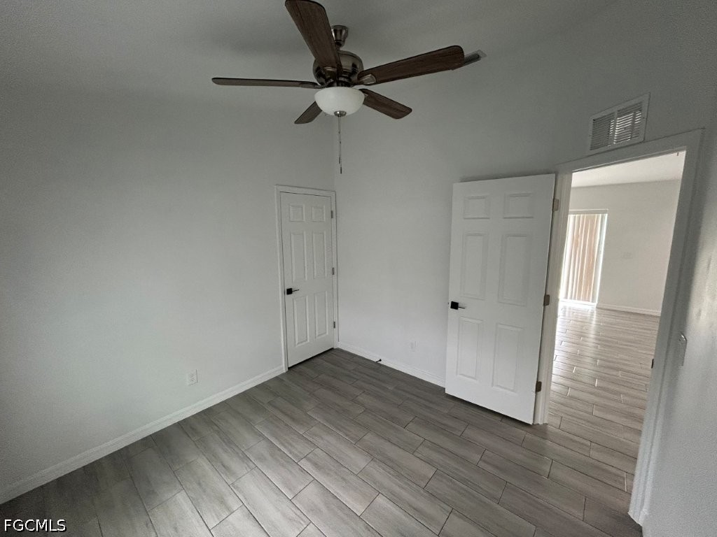 740 Foxtail St E Property Photo 10