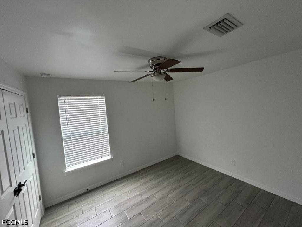 740 Foxtail St E Property Photo 13