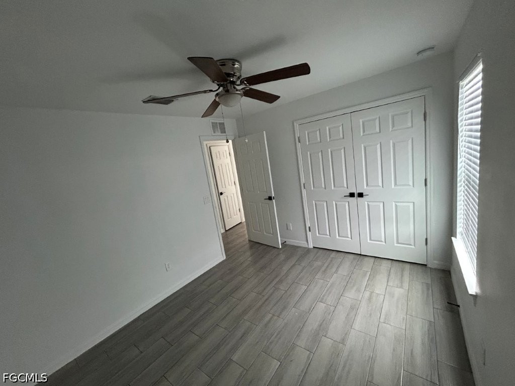 740 Foxtail St E Property Photo 14