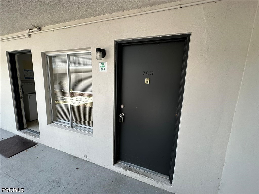 1830 Maravilla Ave 303 Property Photo 13