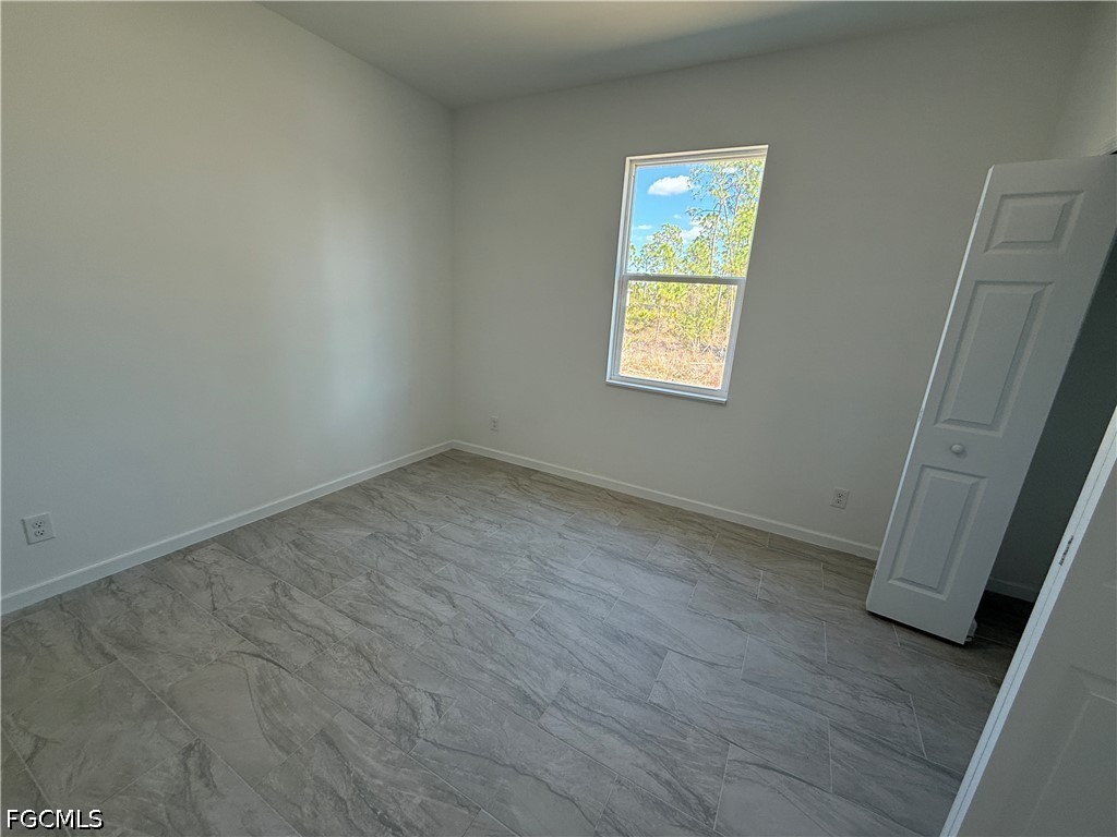 1115 Cove St E Property Photo 13