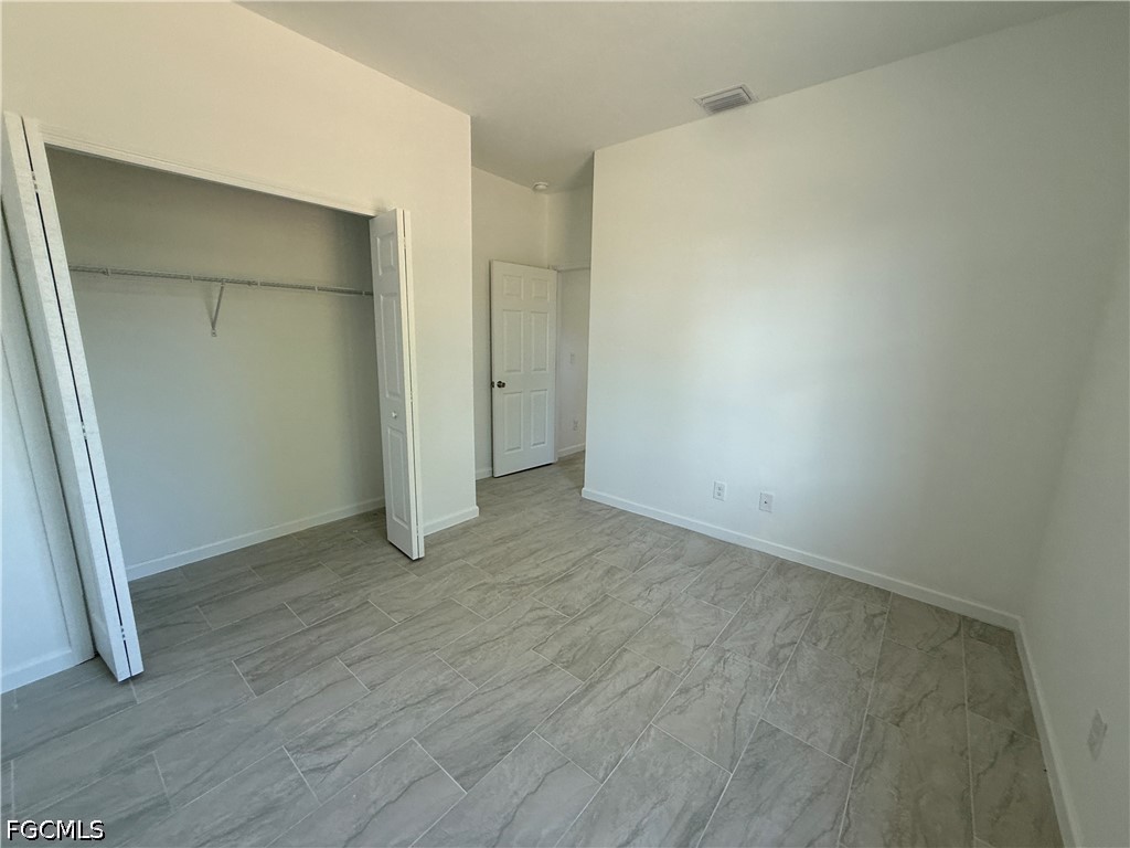 1115 Cove St E Property Photo 18