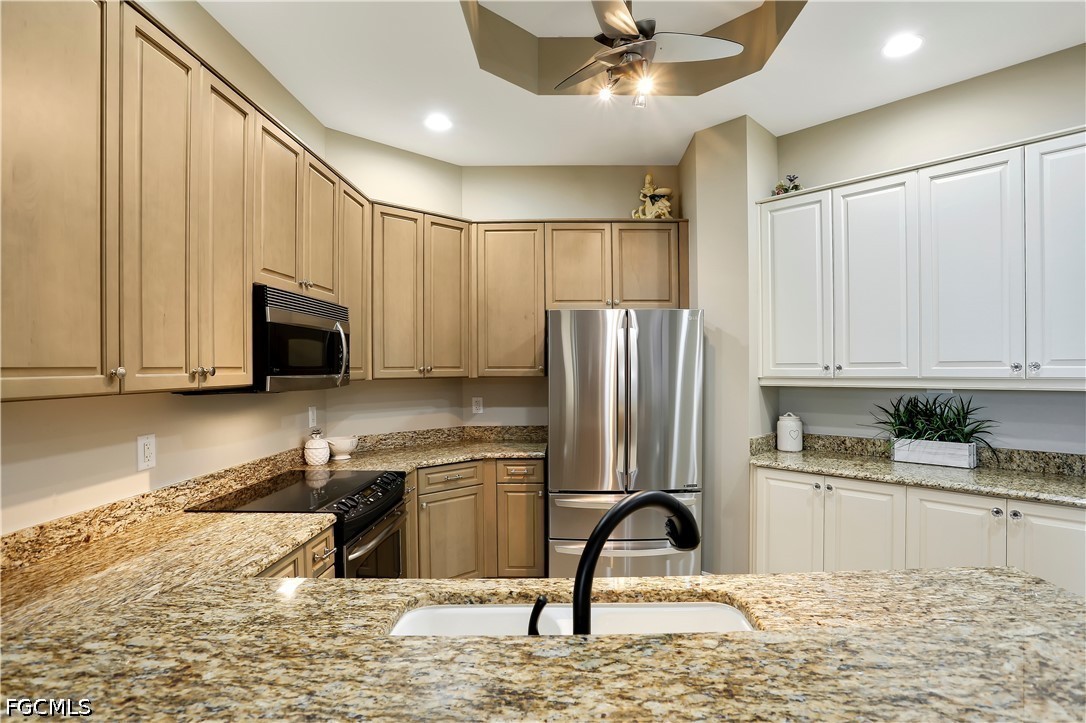 5781 Cape Harbour Dr 1410 Property Photo 6