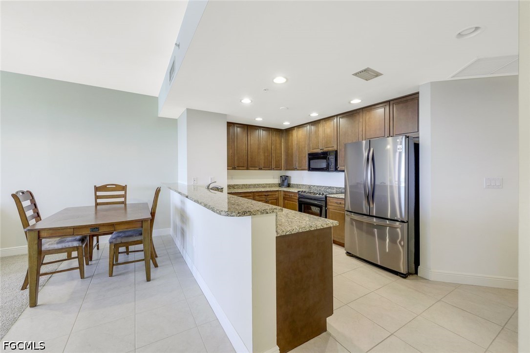 5781 Cape Harbour Dr 708 Property Photo 8