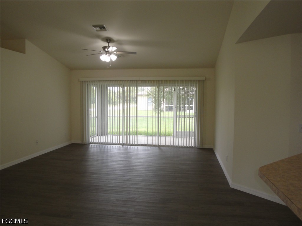 1236 Bayou St Property Photo 4