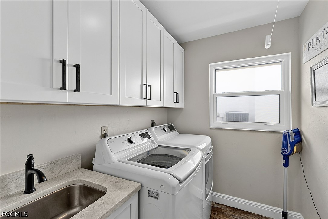 1230 Swan Ct Property Photo 35