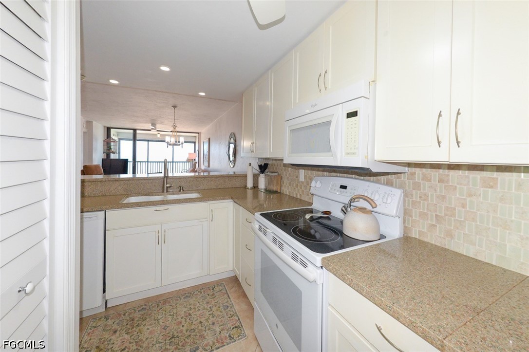 6400 Estero Blvd 603 Property Photo 8