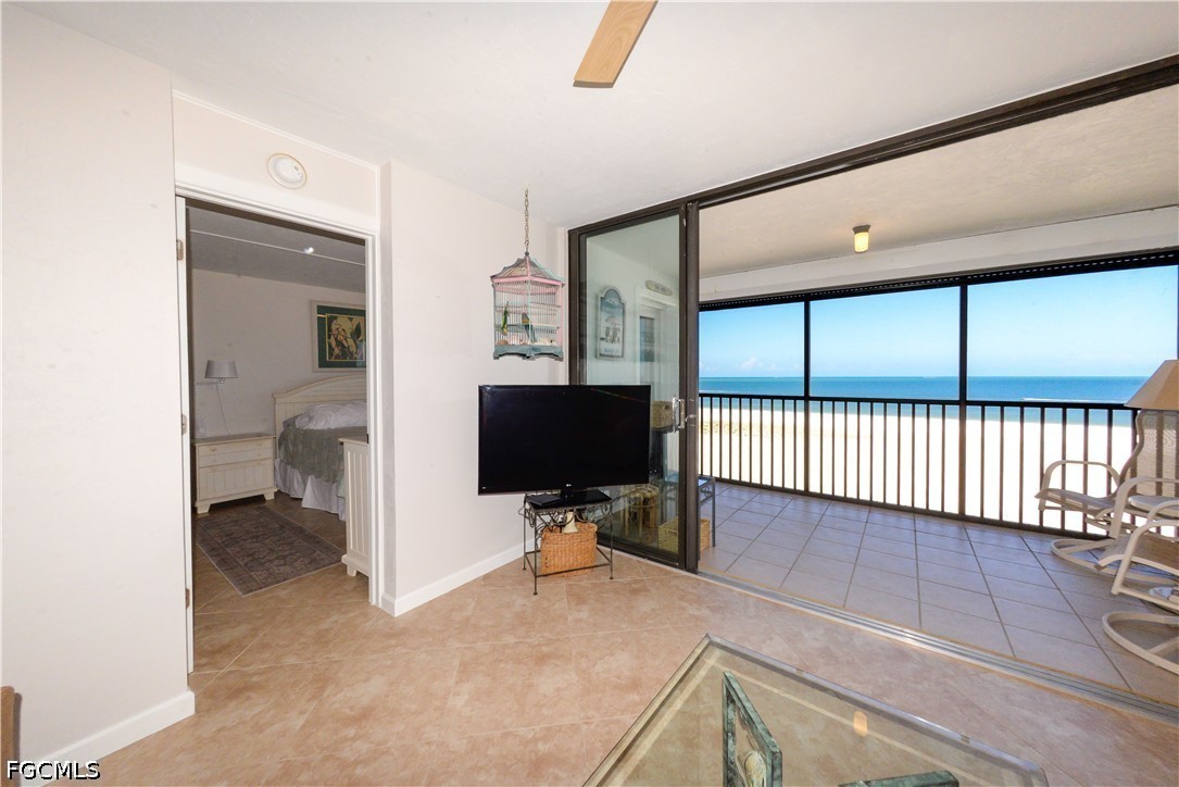 6400 Estero Blvd 603 Property Photo 16