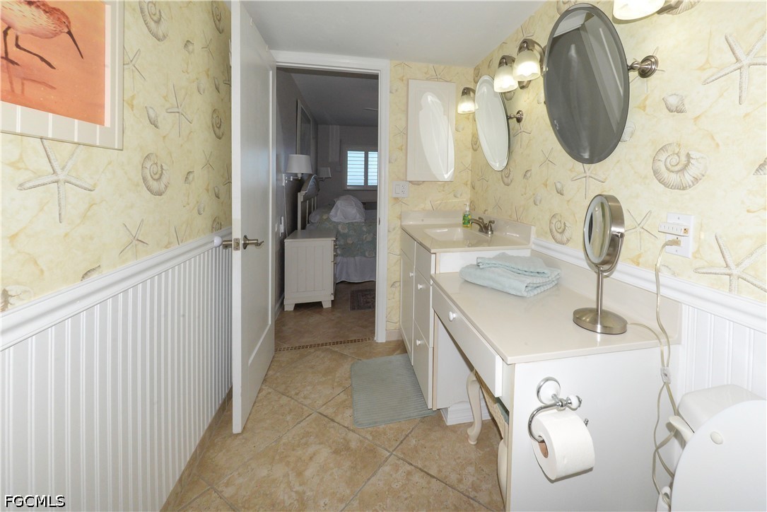 6400 Estero Blvd 603 Property Photo 38