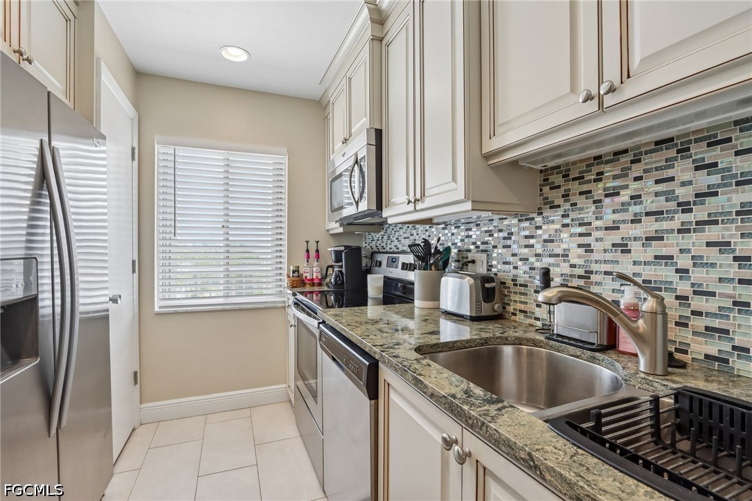 7400 Estero Blvd 315 Property Photo 4