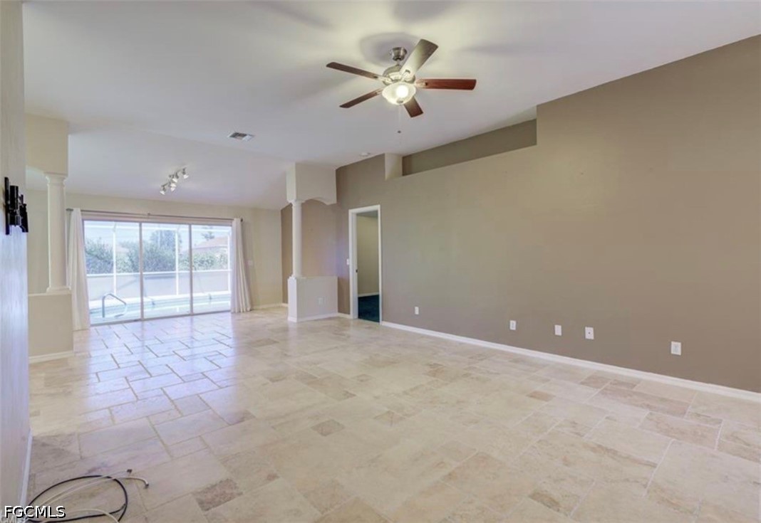 4676 Varsity Cir Property Photo 7