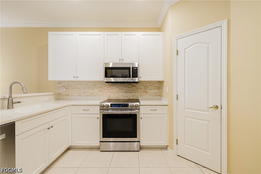 4716 Fairloop Run Property Photo 12