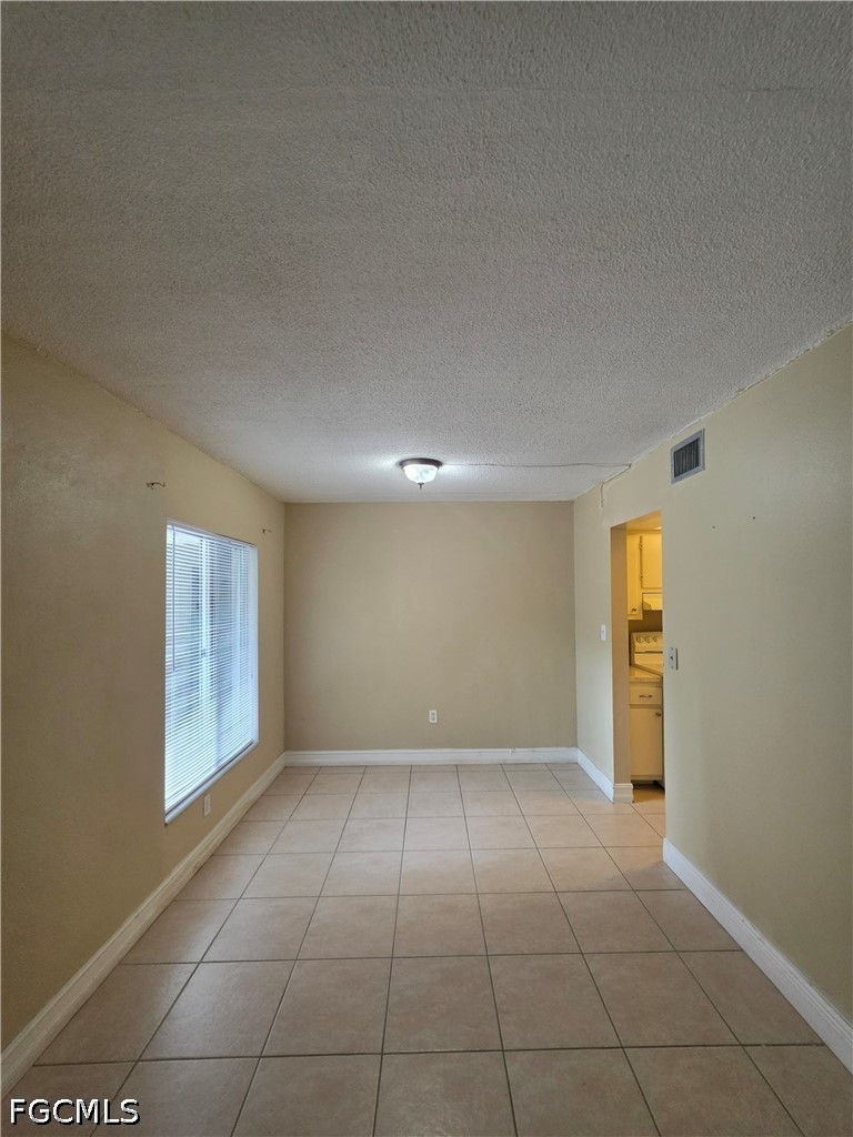 1830 Maravilla Ave 402 Property Photo 11