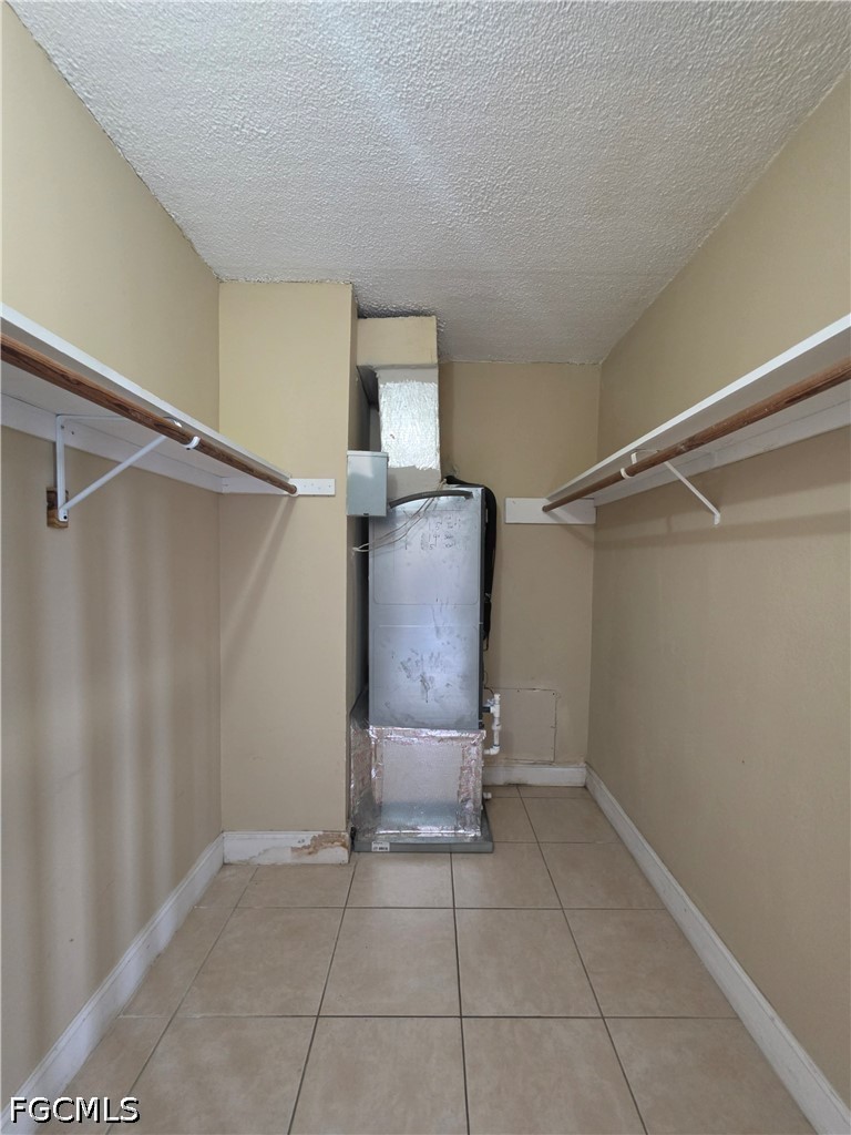 1830 Maravilla Ave 402 Property Photo 17