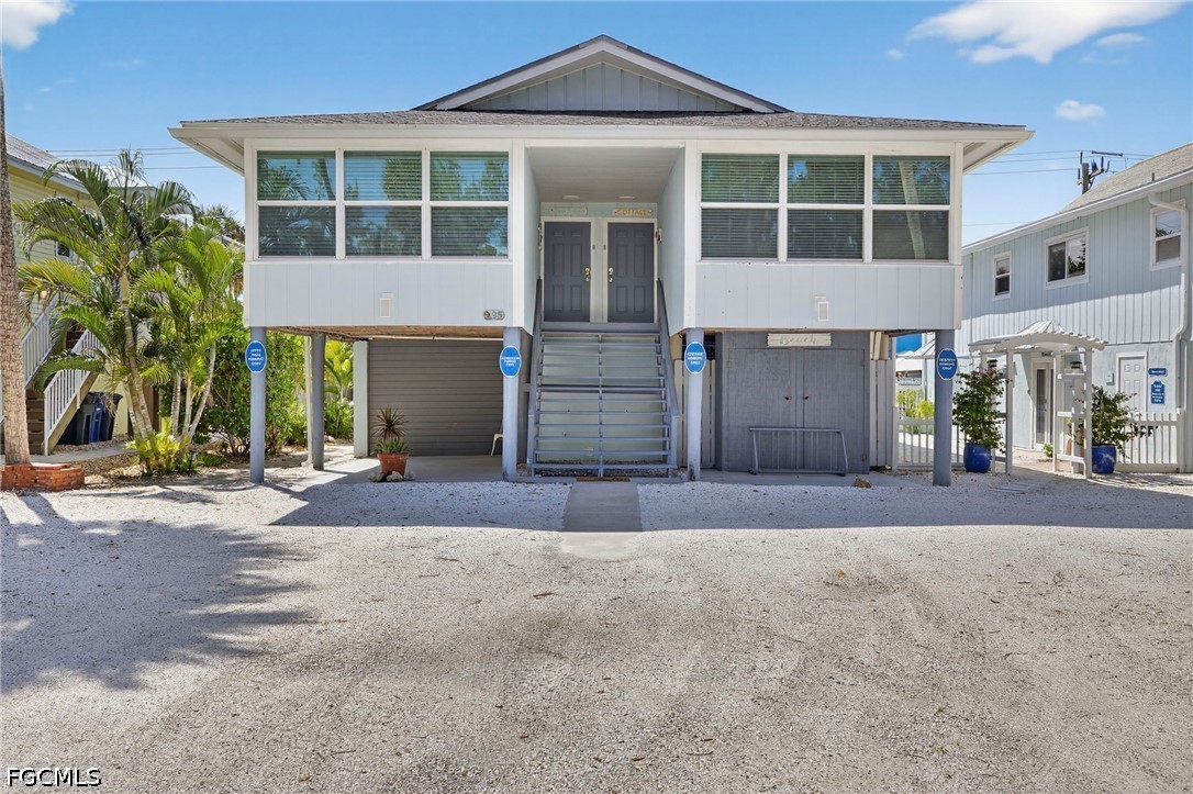235 Mango St 235,237 Property Photo 1