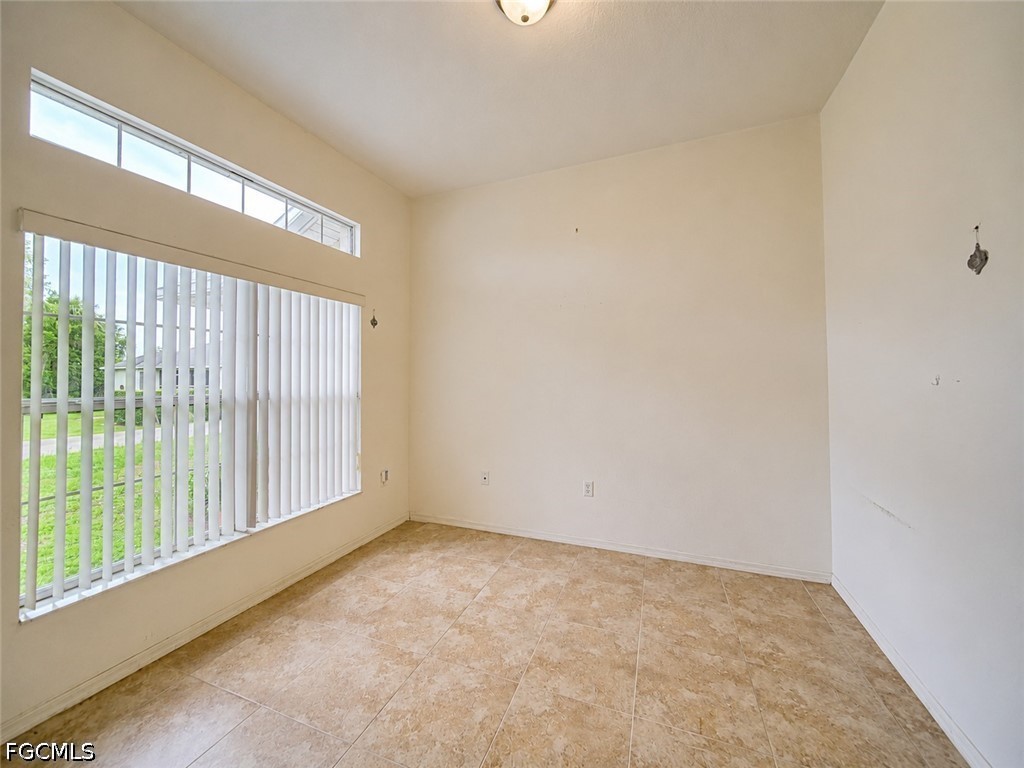 20 Hampton Ave Property Photo 7