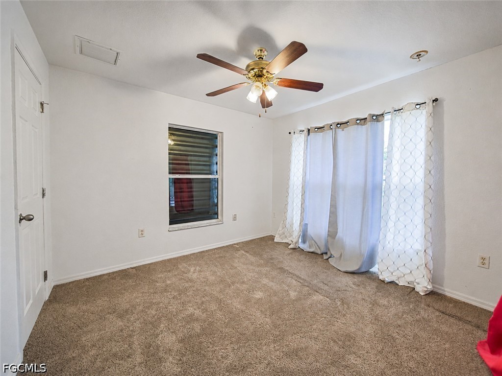 20 Hampton Ave Property Photo 9