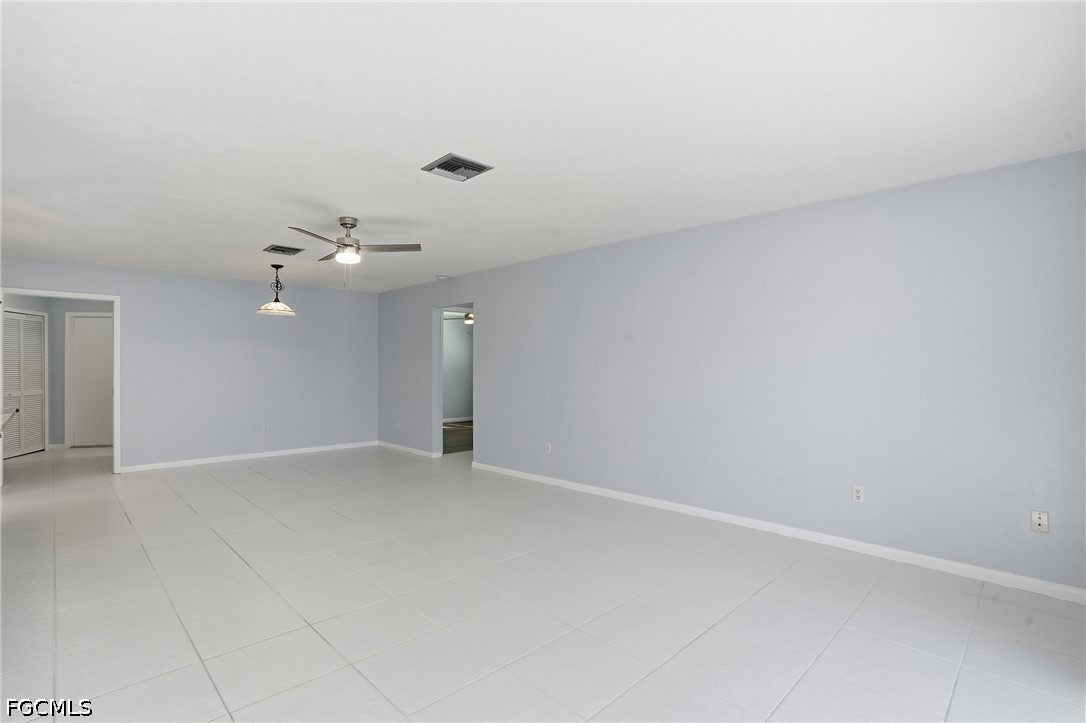 5964 Baker Ct Property Photo 10