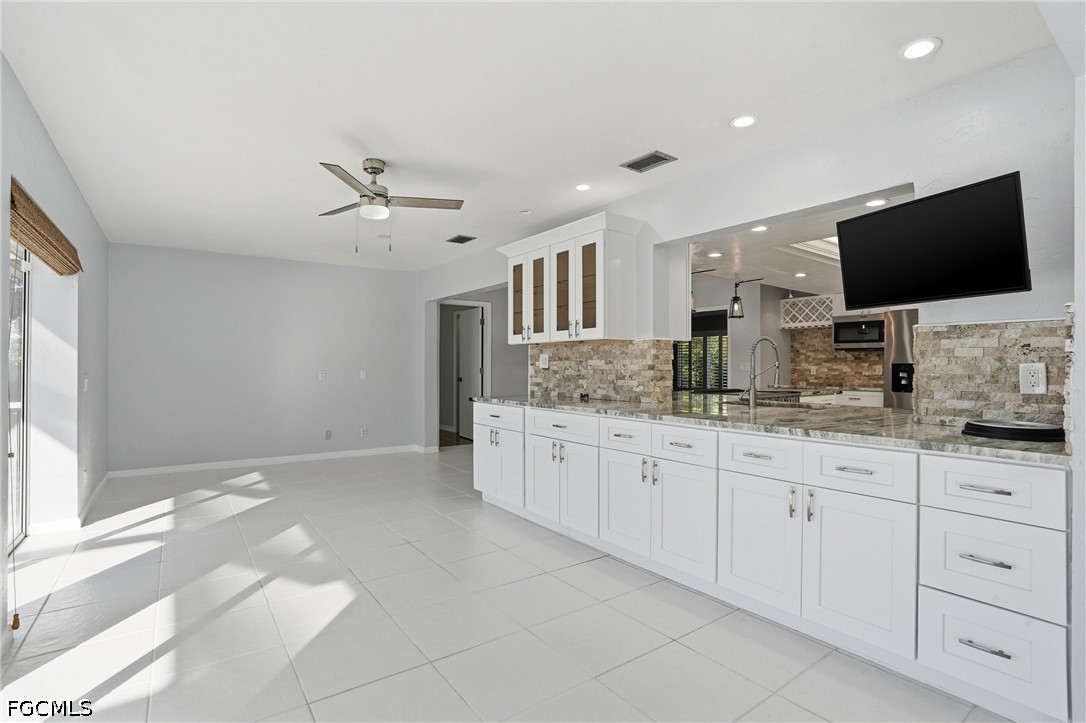 5964 Baker Ct Property Photo 20