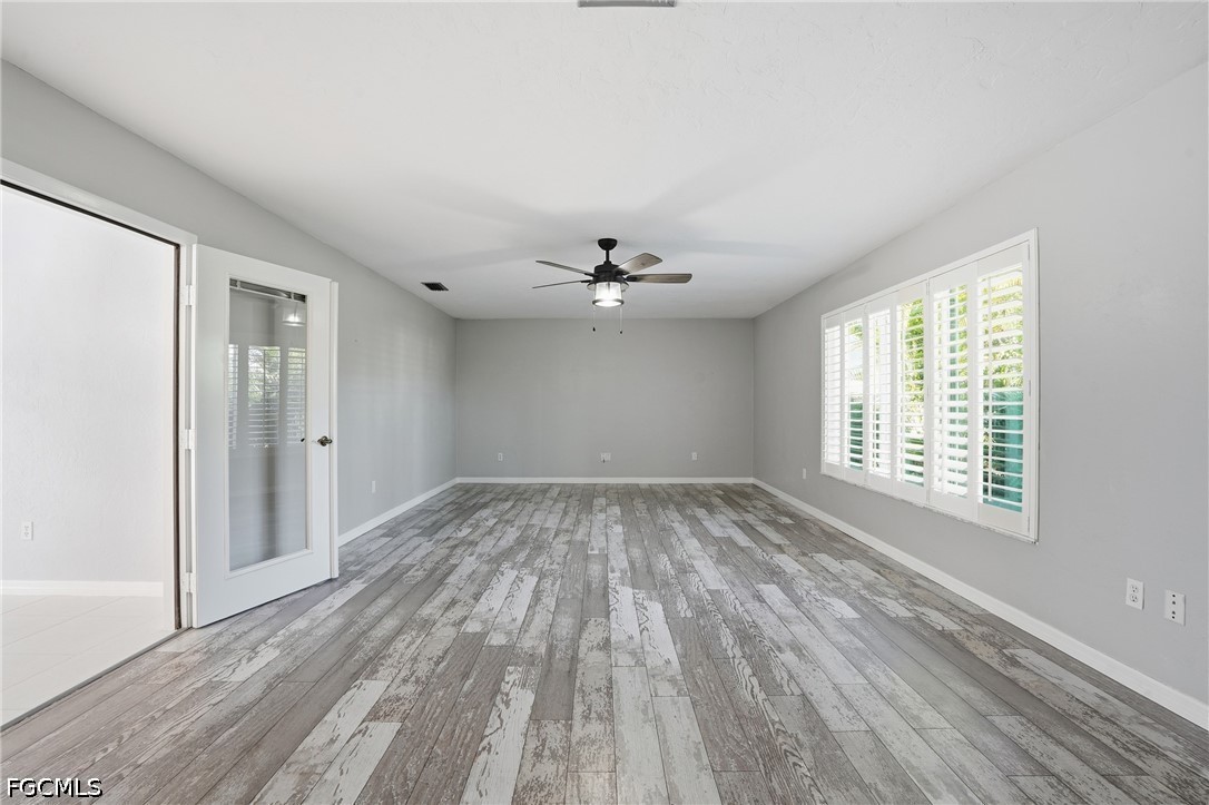 5964 Baker Ct Property Photo 22