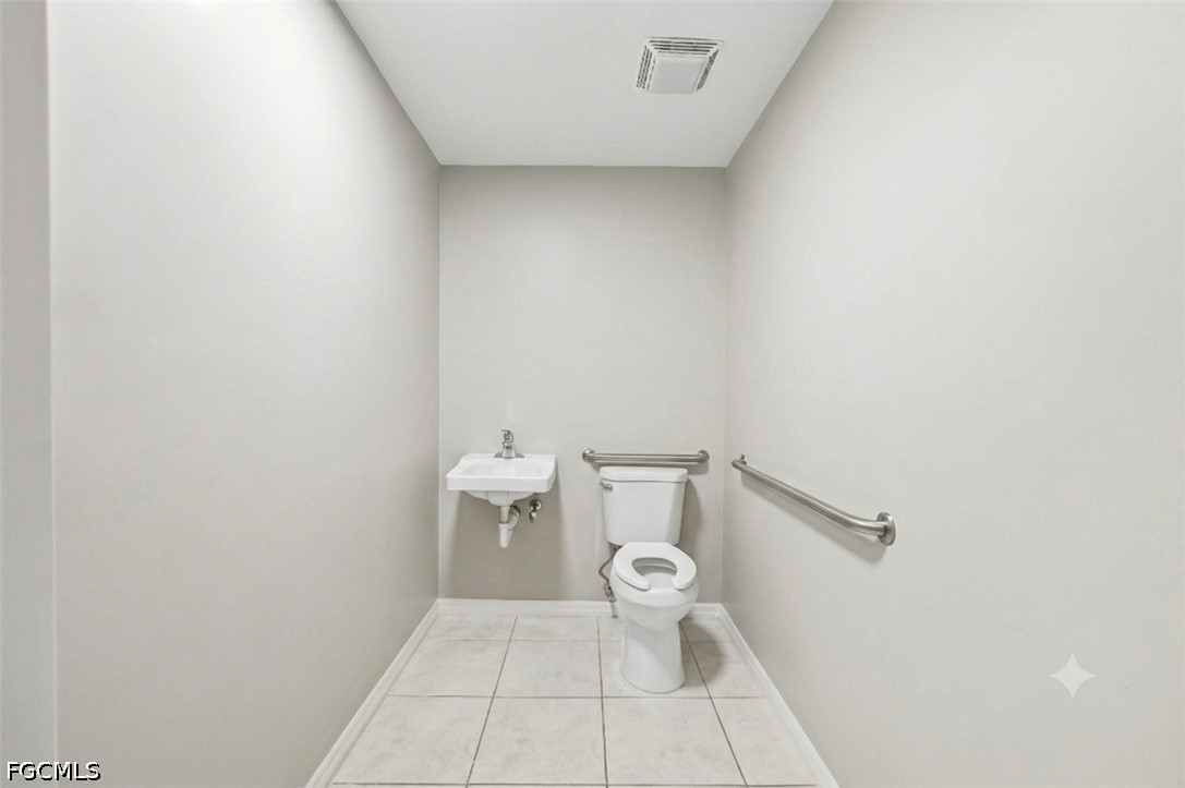 2080 Collier Ave Property Photo 20