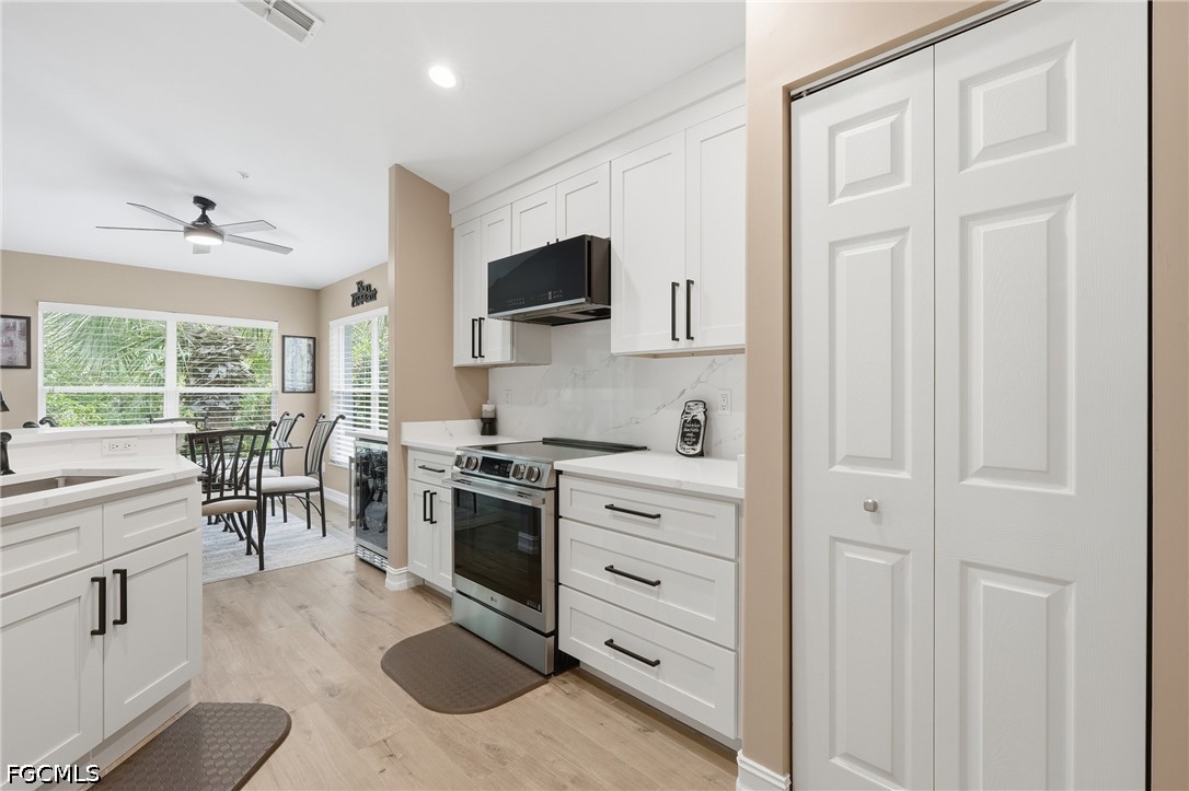 710 Tarpon Cove Dr 203 Property Photo 8