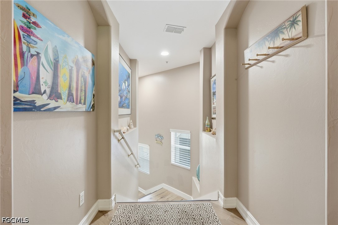 710 Tarpon Cove Dr 203 Property Photo 17