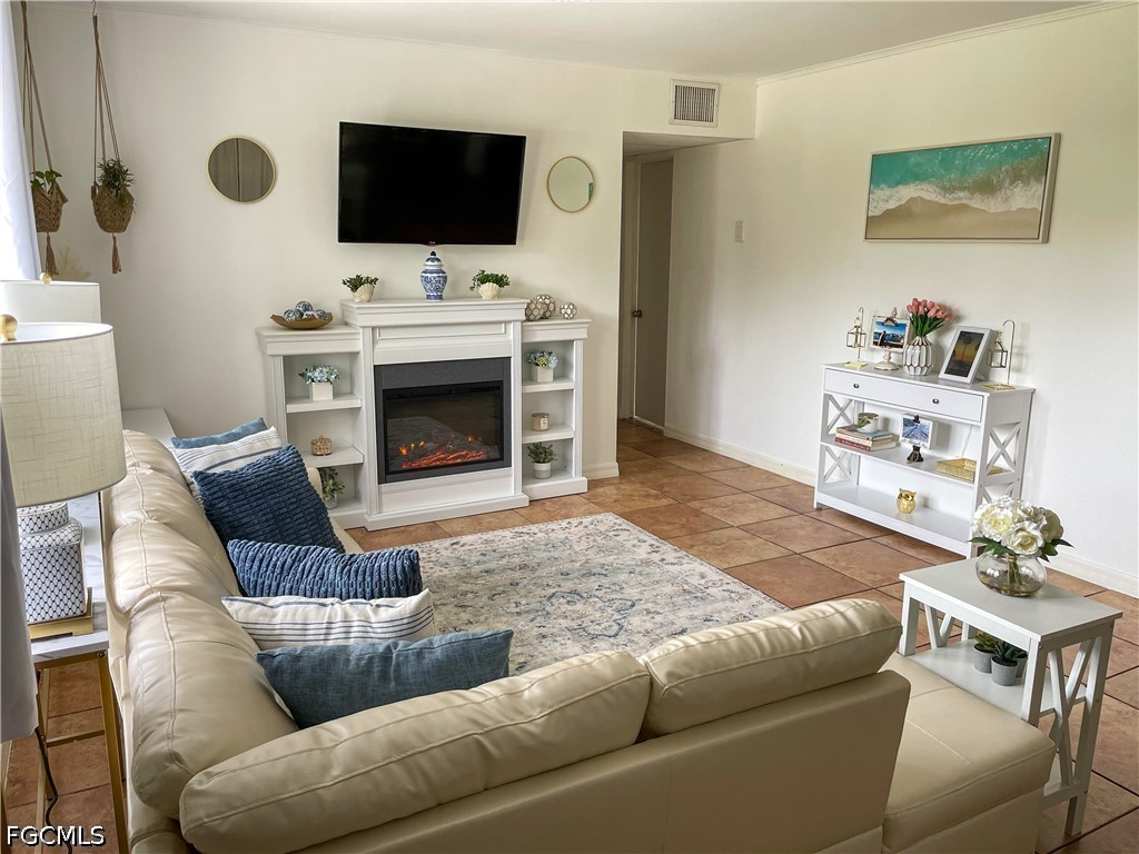1612 Coronado RD