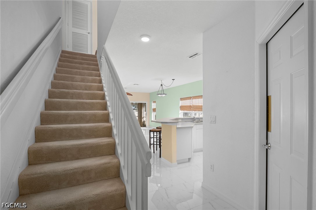 8535 Athena Ct Property Photo 5