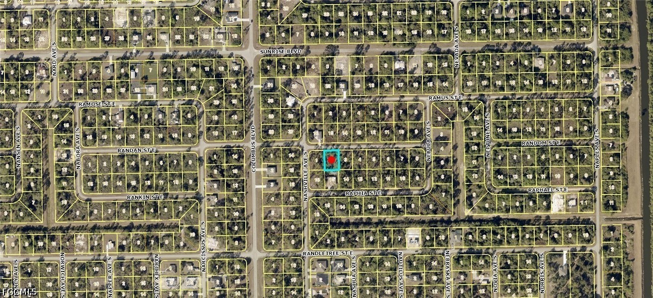 1212 Randan St E Property Photo 1