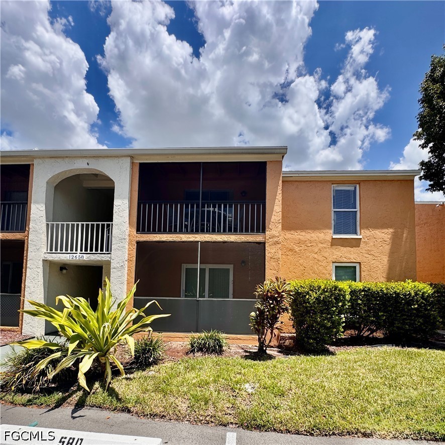12658 Kenwood Ln B Property Photo 1